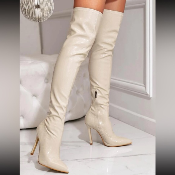 Crocodile Embossed Zipper Side Point Toe Stiletto Heeled Boots - Picture 1 of 4